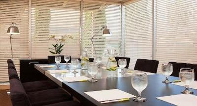 وایندهام گاردن نو اُرلینز آیرپرت