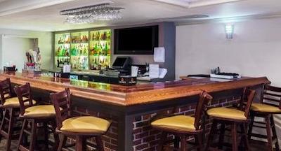 وایندهام گاردن نو اُرلینز آیرپرت