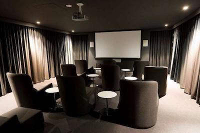 مانترا سیرکل اُن کاویل