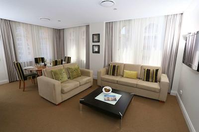 د مانر اپارتمنت هتل