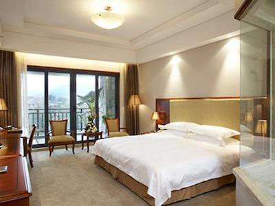 هیل اند ریور