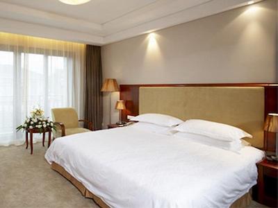 هیل اند ریور