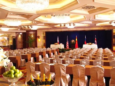 گرند تراستل پرپل مونتین شانگهای