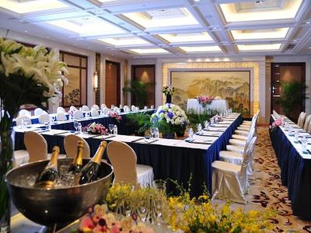 گرند تراستل پرپل مونتین شانگهای