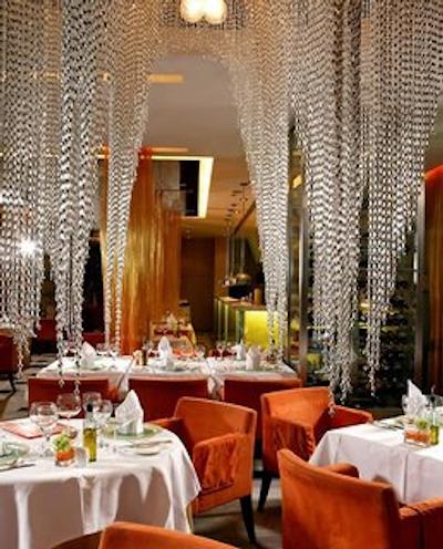 د وستین تیپی