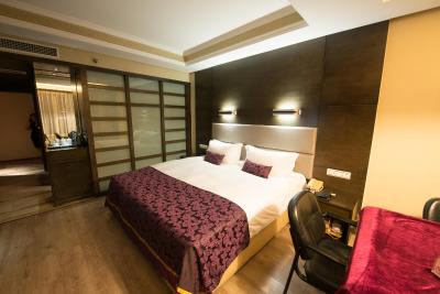 ییمی پلازا هتل