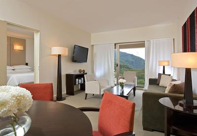 شراتون اسالتا هتل