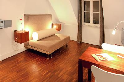 هپر هتل است انتونیوز