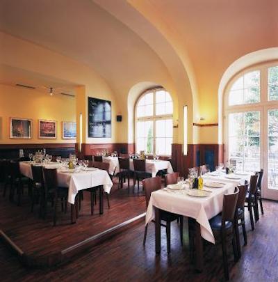 هپر هتل است انتونیوز