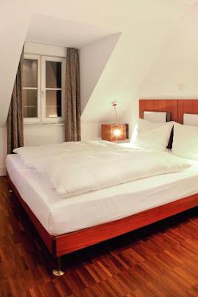 هپر هتل است انتونیوز