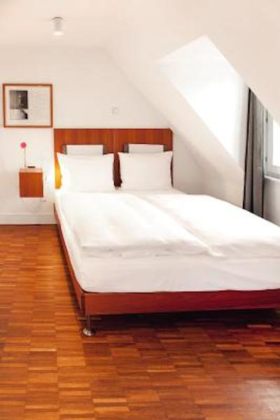 هپر هتل است انتونیوز