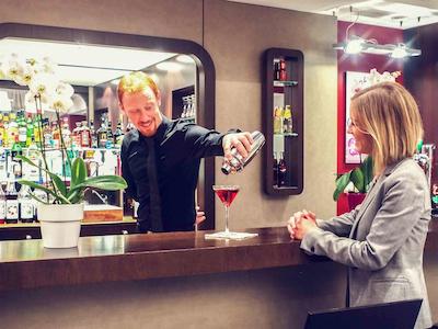 هتل مرکور انجرز سنتر گار