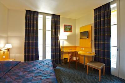 هتل ل بوربن