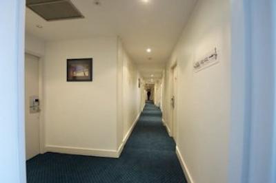 هتل ل بوربن