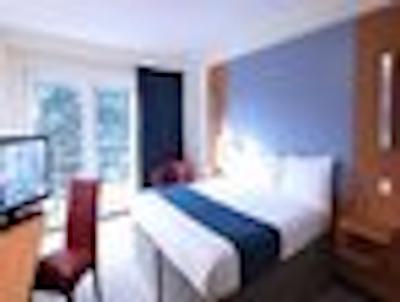 رامادا لندن نرد م1