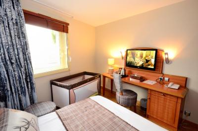 گرین هتل پاریز