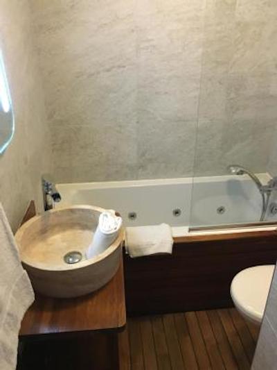 گرین هتل پاریز