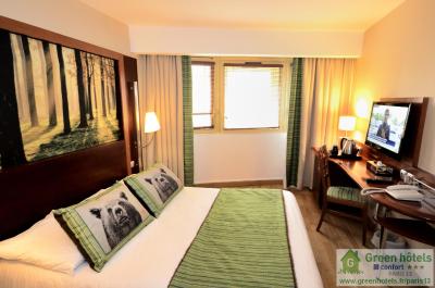 گرین هتل پاریز