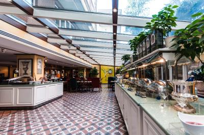 گوردیون هتل