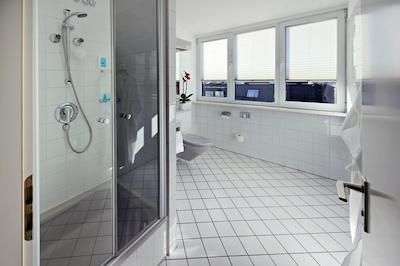 بست وسترن هتل سیندلفینجن سیتی