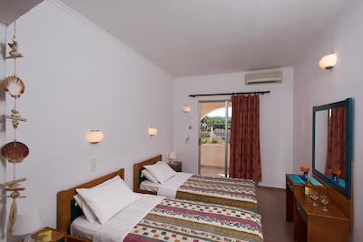 بلو لاگون هلید اپارتمنتز