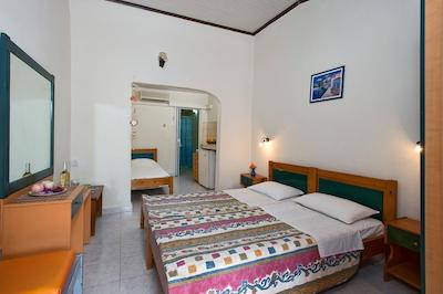 بلو لاگون هلید اپارتمنتز