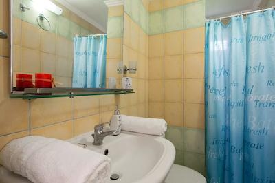 بلو لاگون هلید اپارتمنتز