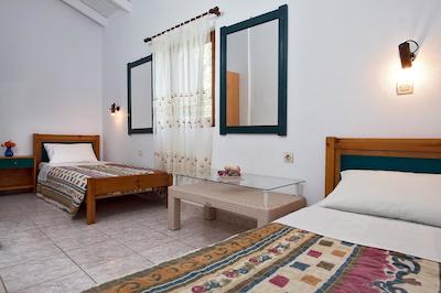 بلو لاگون هلید اپارتمنتز