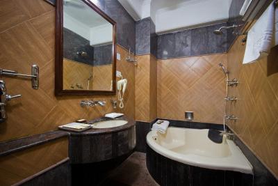 سان استار گرند