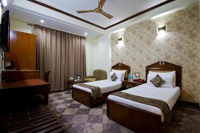 سان استار گرند