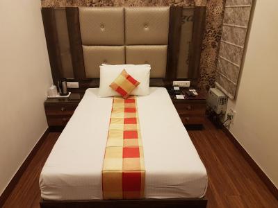 سان استار گرند