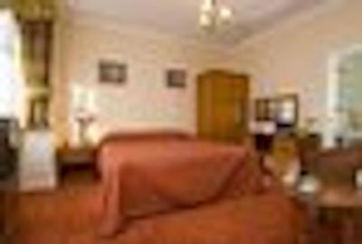 ایسیهتل ریدینگ