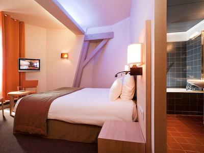 هتل مرکور لین سنتر برتیوکس