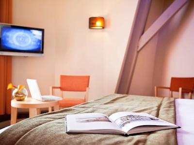 هتل مرکور لین سنتر برتیوکس