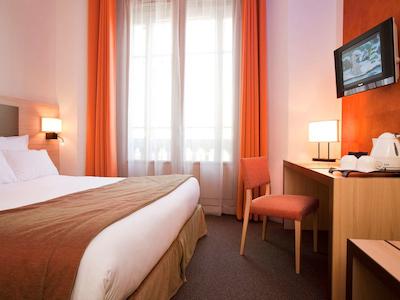 هتل مرکور لین سنتر برتیوکس