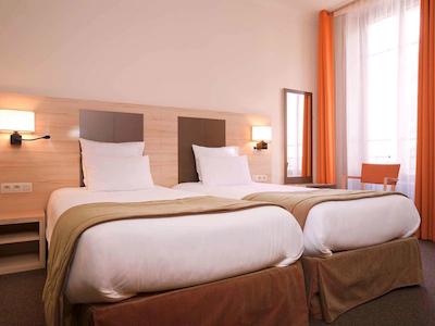 هتل مرکور لین سنتر برتیوکس