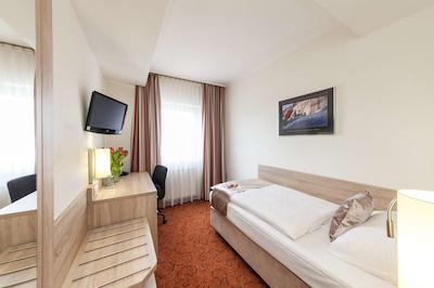 نووم هتل گاردن برمن