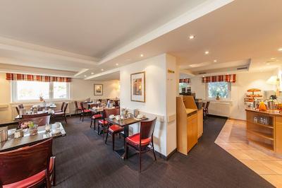 نووم هتل گاردن برمن