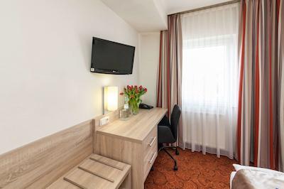 نووم هتل گاردن برمن