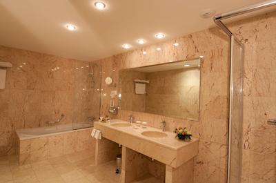 هیلتون سیبیو