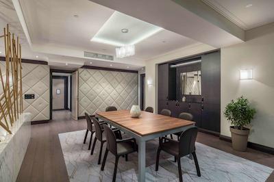 هیلتون پدگوریکا کرنا گورا