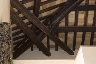 هتل تیترو پاس