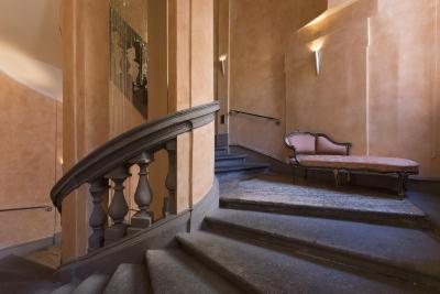 هتل تیترو پاس