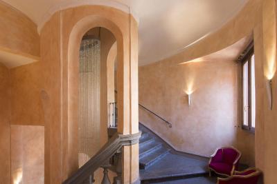 هتل تیترو پاس