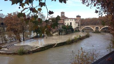 هتل تیترو پاس