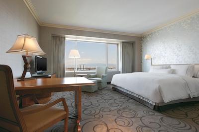 د وستین اُساکا