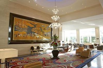 د وستین اُساکا