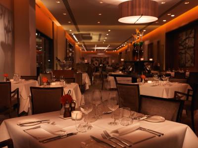 ریال گاردن هتل