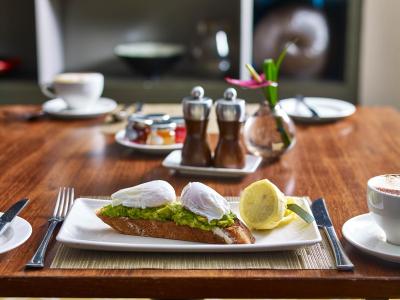 ریال گاردن هتل