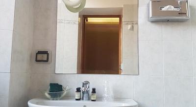 هتل فری ایمپریالی کاوالیری